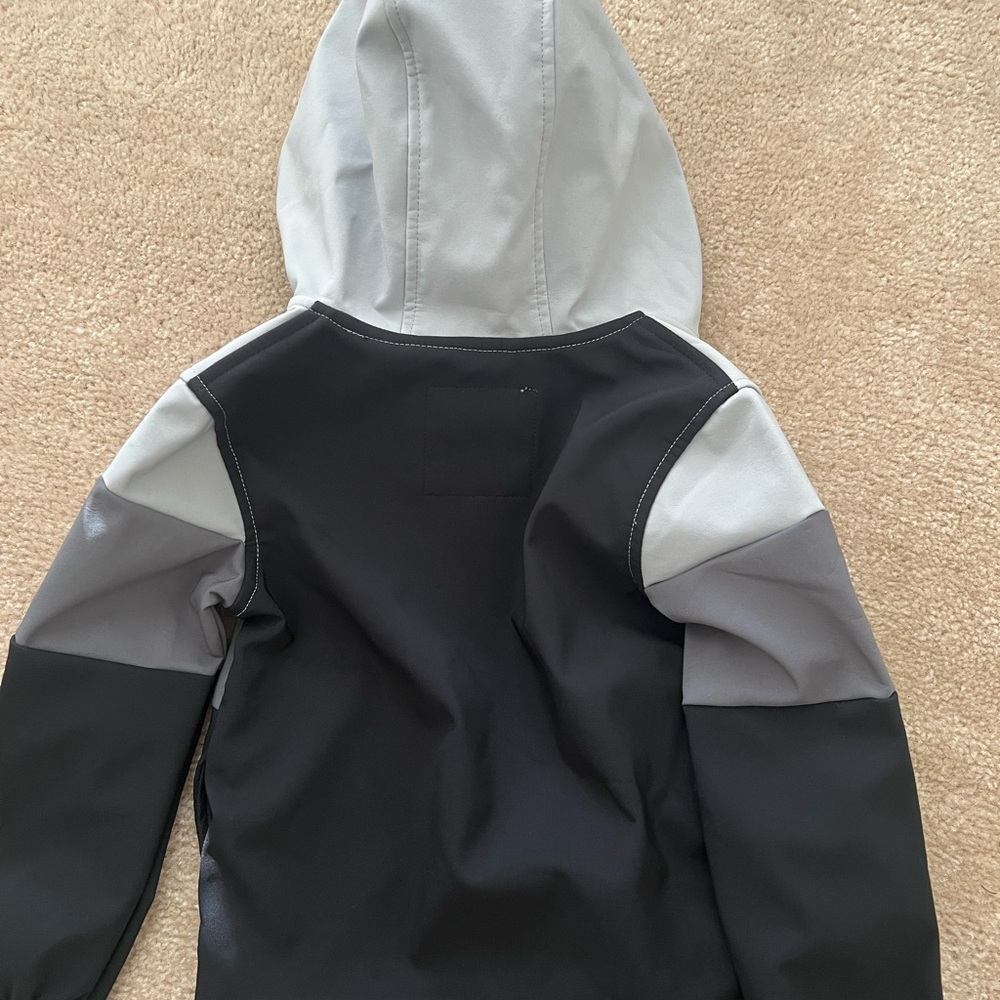 Boys jacket - Picture 2 of 2
